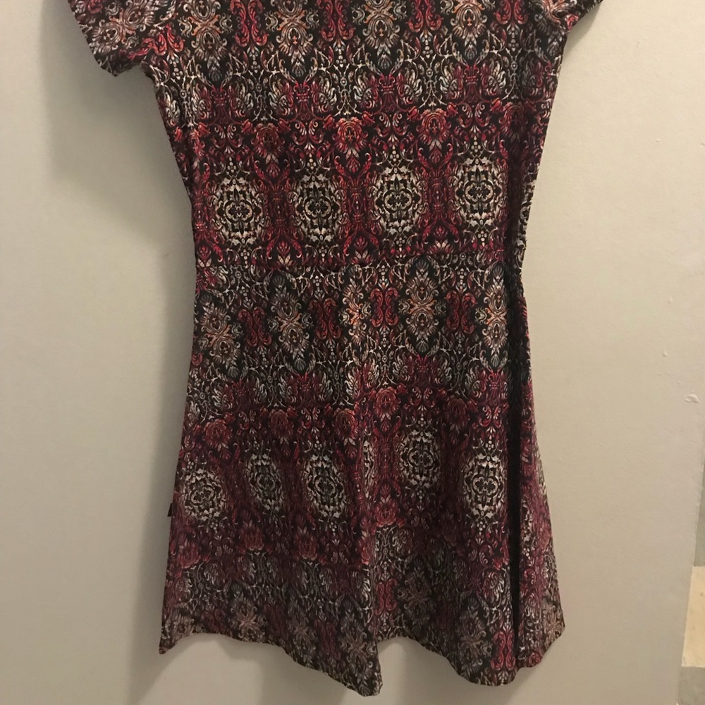 Pattern dress - Picture 2 of 2